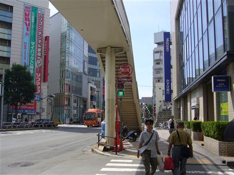 小田急町田駅西口前写真画像