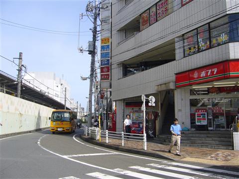 JR町田駅南口前写真画像
