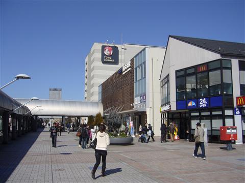 京王南大沢駅前写真画像