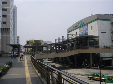 JR三鷹駅南口写真画像