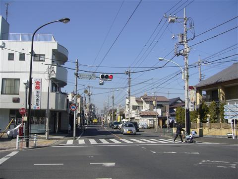 かたくりの湯入口交差点写真画像