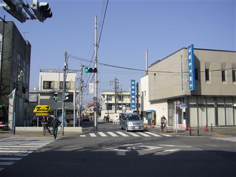 西八王子駅東交差点写真画像