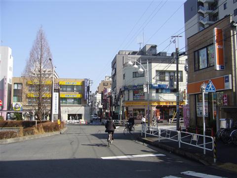 JR西八王子駅南口前写真画像