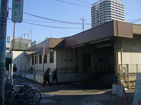 JR西国分寺駅北口前写真画像