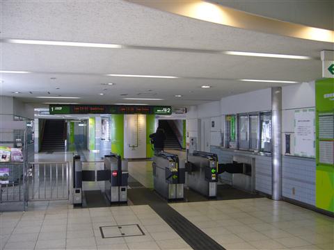 多摩モノレール桜街道駅写真画像