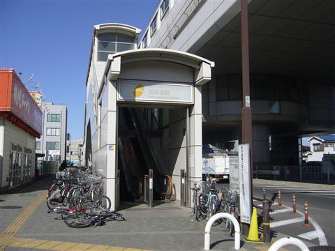 多摩モノレール桜街道駅写真画像
