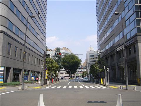 ファーレ立川東交差点写真画像