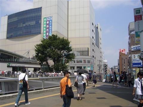 JR立川駅南口前写真画像