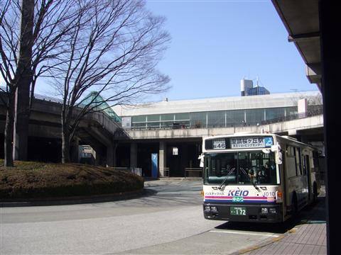 小田急・京王多摩センター駅南口前写真画像
