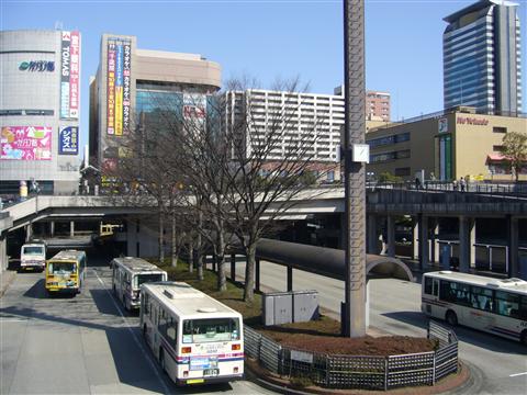 小田急・京王多摩センター駅南口前写真画像