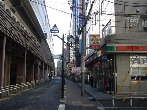 多摩センター駅前通り写真画像