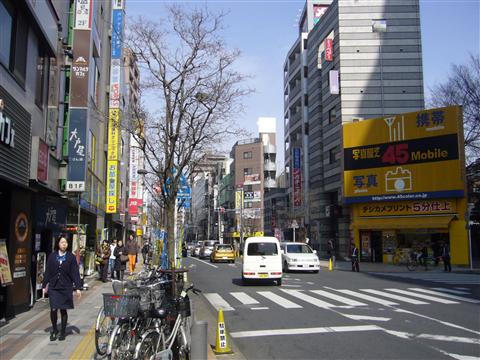 駅前通り写真画像