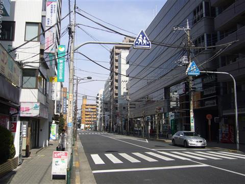 駅前通り写真画像
