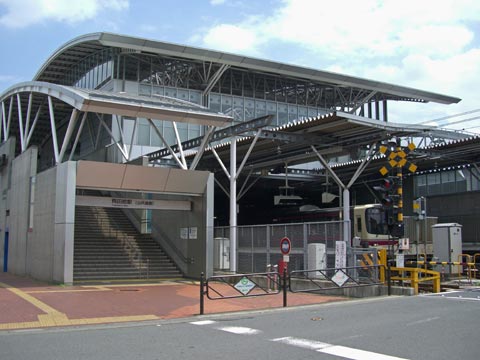 京王飛田給駅北口写真画像