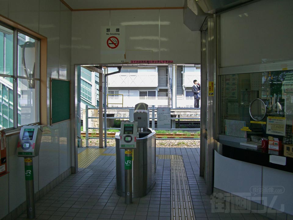 JR番田駅改札口写真画像