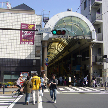 神奈川県横浜市中区阪東橋駅前写真画像
