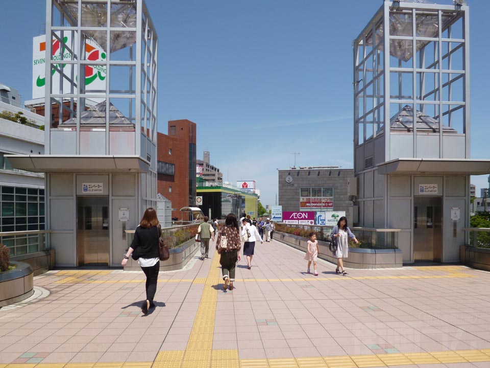 JR茅ヶ崎駅北口前写真画像