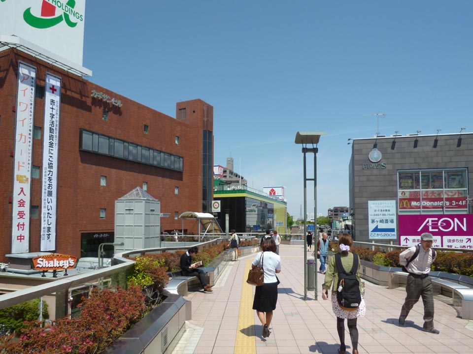 JR茅ヶ崎駅北口前写真画像