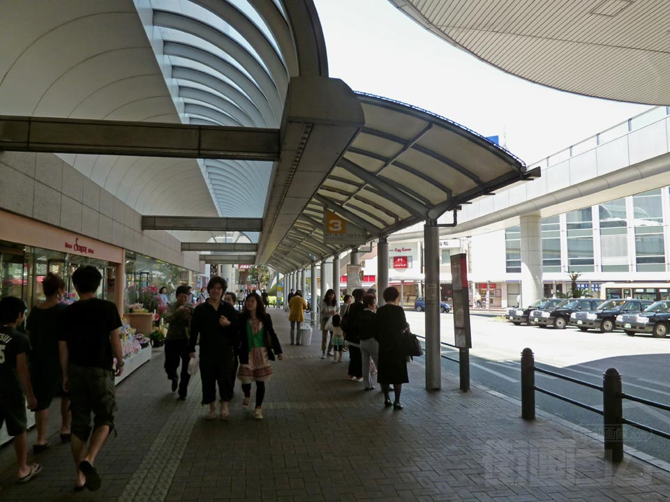 JR茅ヶ崎駅北口前写真画像