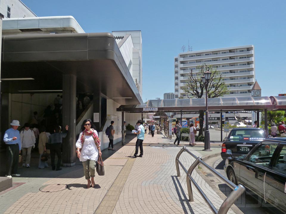 JR茅ヶ崎駅南口前写真画像