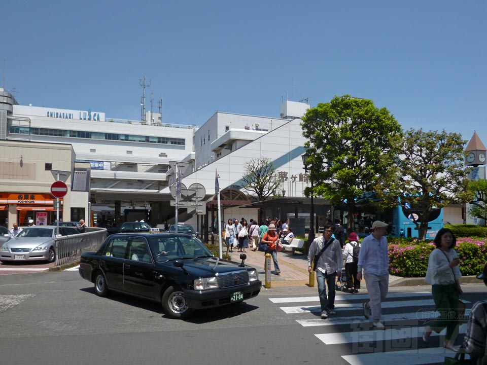 JR茅ヶ崎駅南口前写真画像