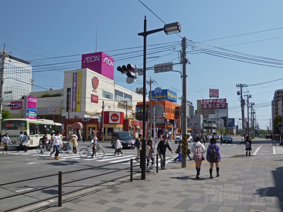 海老名駅入口交差点