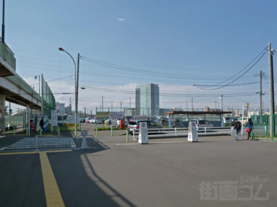 小田急・相鉄海老名駅西口前