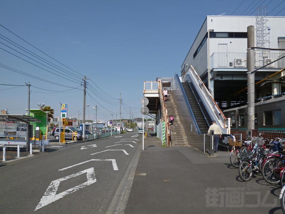 JR海老名駅西口前