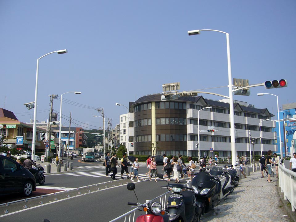 片瀬東浜交差点