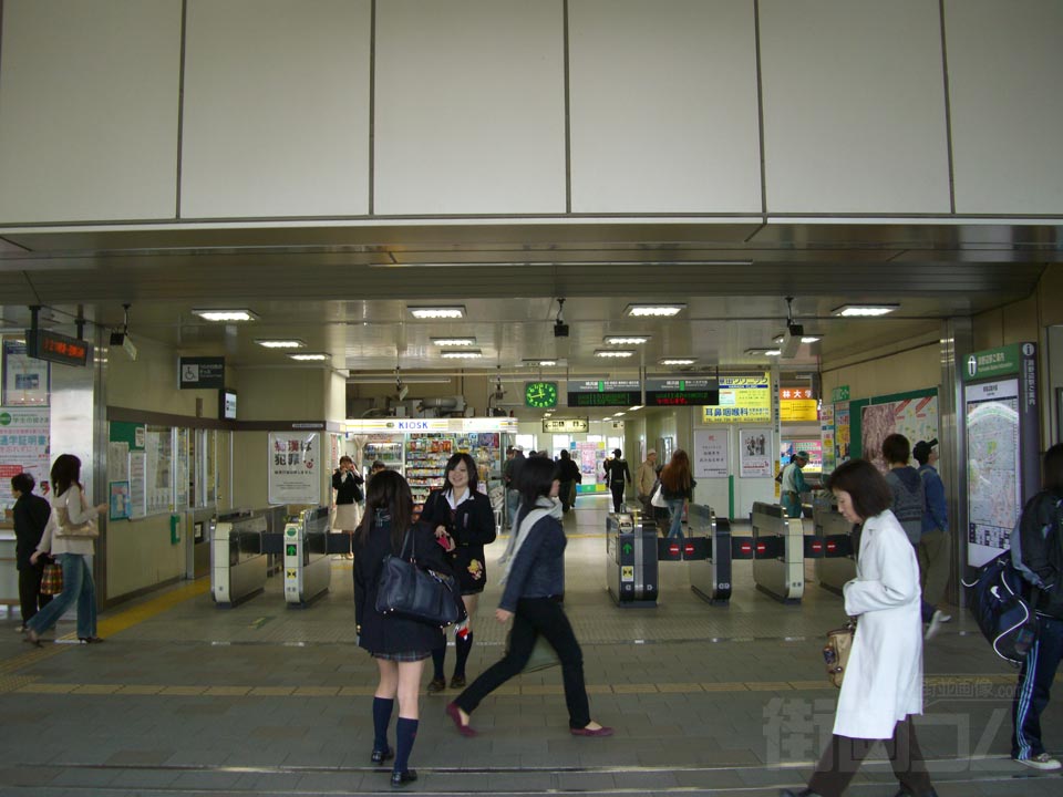 JR淵野辺駅改札口写真画像