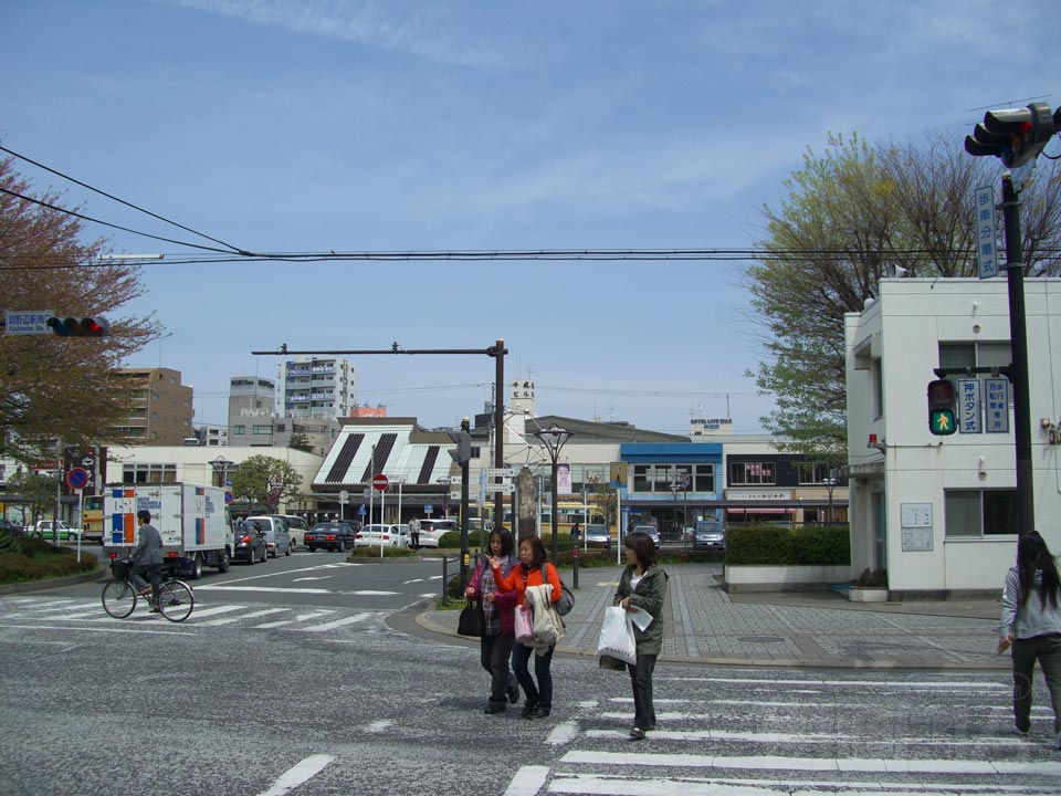 淵野辺駅南口交差点写真画像