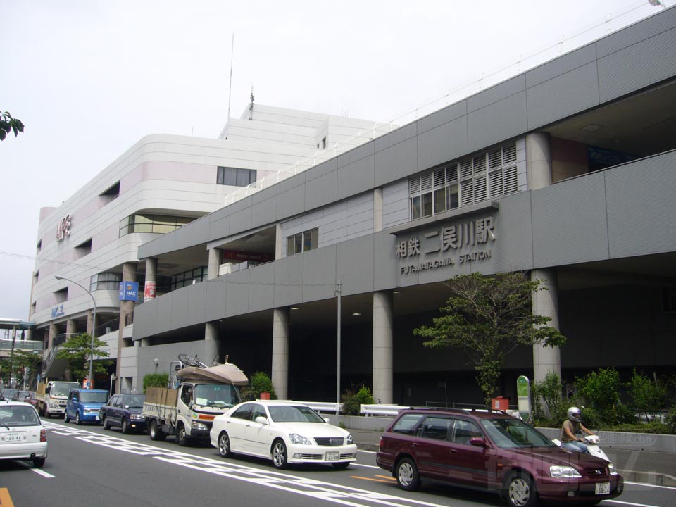 相鉄二俣川駅北口写真画像