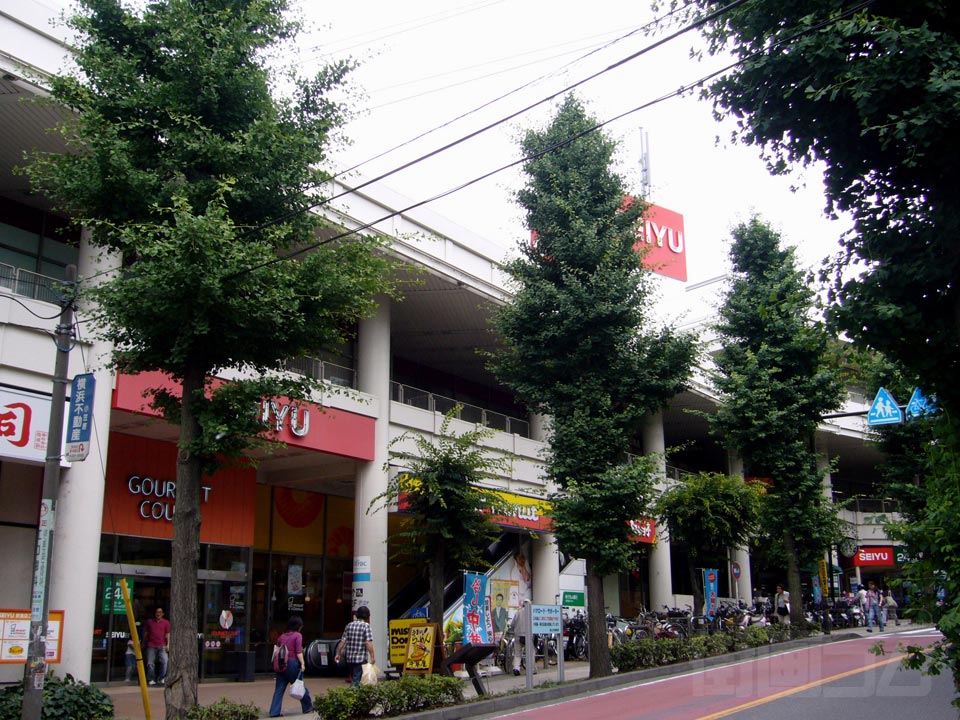 西友二俣川店写真画像