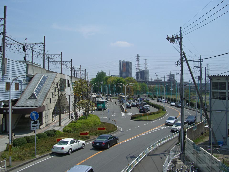 京王・JR橋本駅南口前