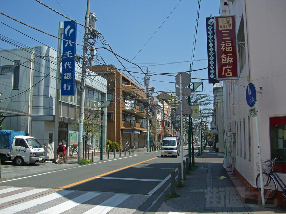 シャンテ大通り写真画像