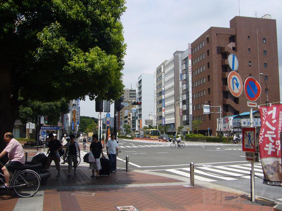 平塚駅前交差点