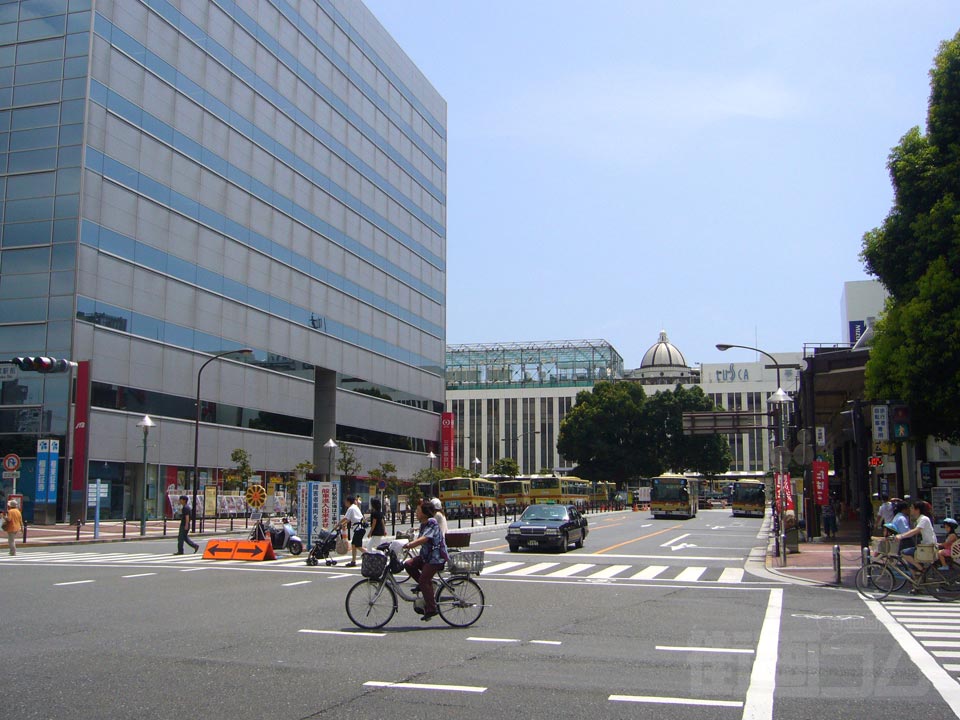 平塚駅前交差点