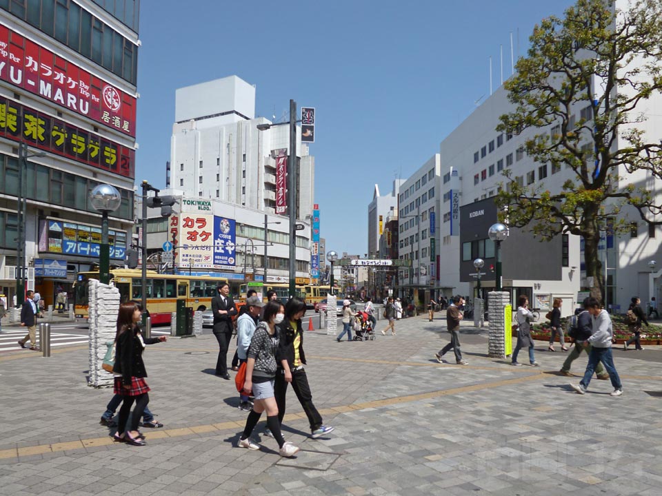 小田急本厚木駅北口前
