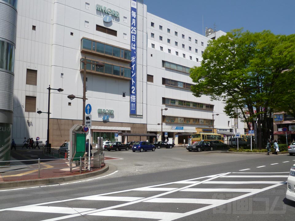 小田急本厚木駅南口前