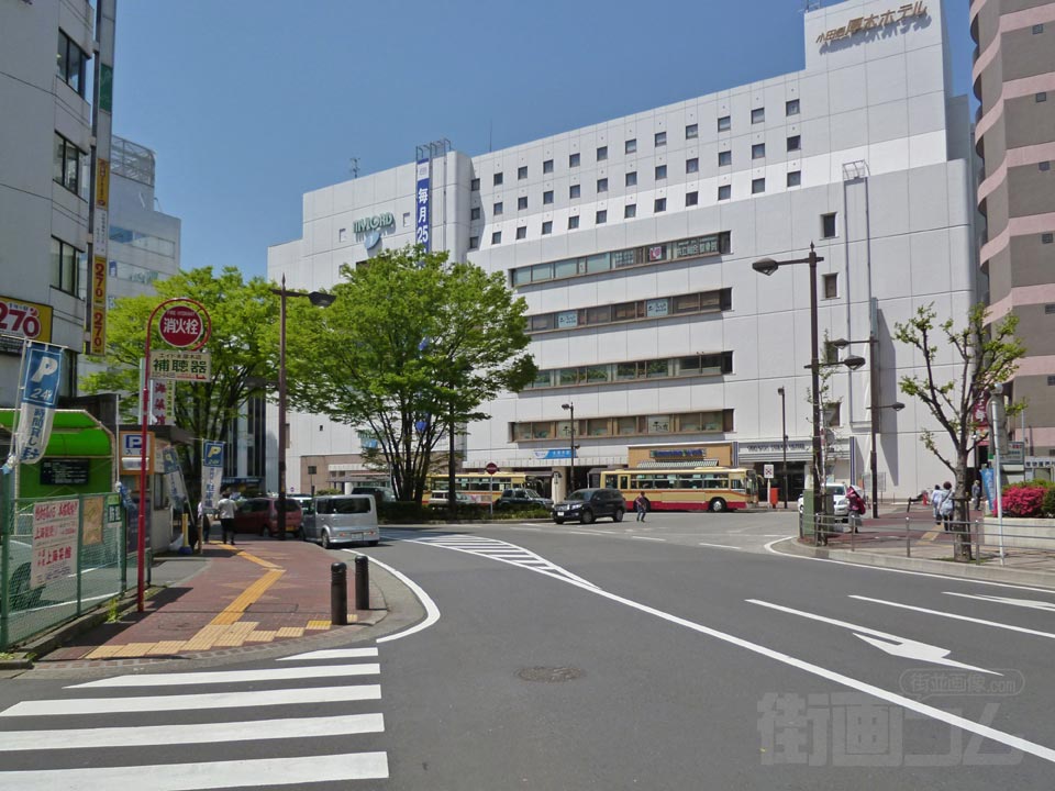小田急本厚木駅南口前