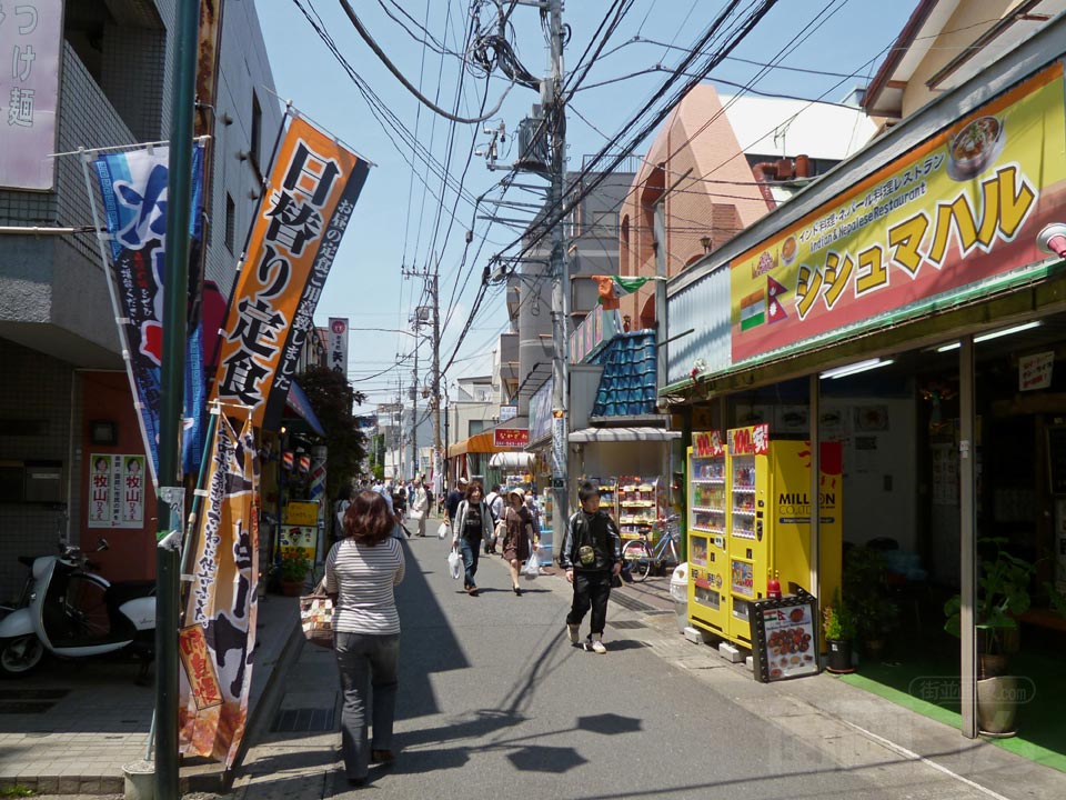 京王駅前通り