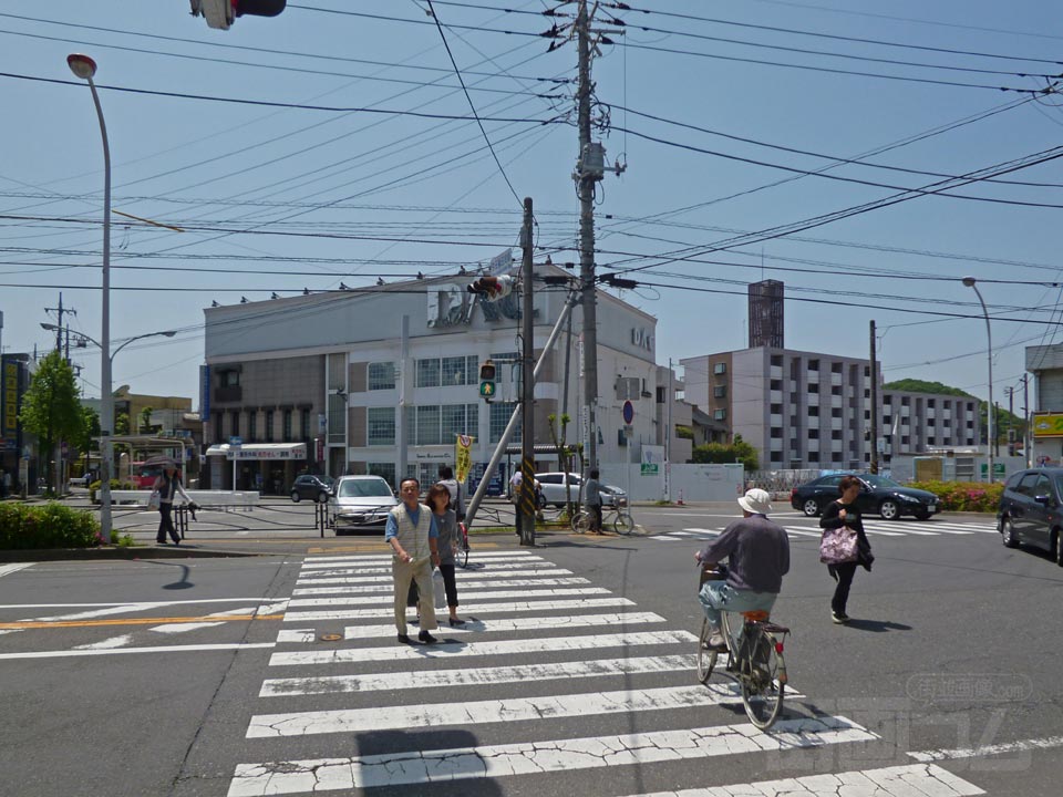 京王稲田堤駅南口前