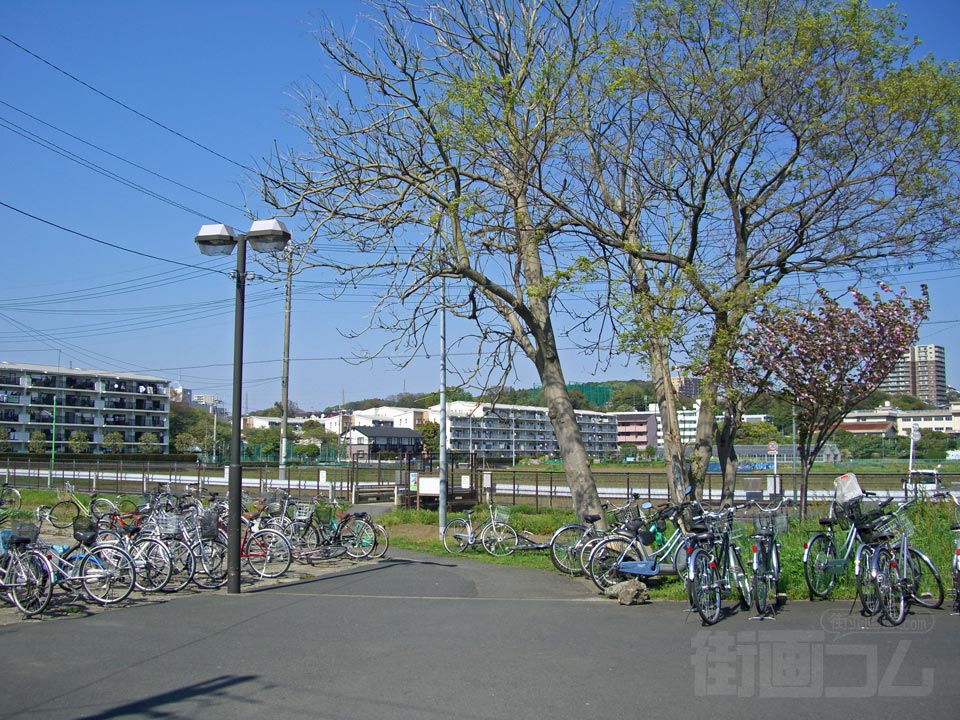 JR入谷駅前写真画像