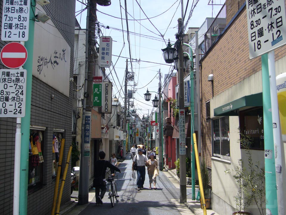 リセンヌ小路