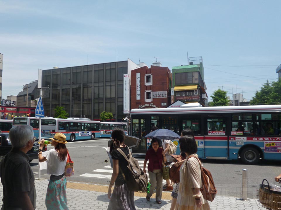JR鎌倉駅東口前