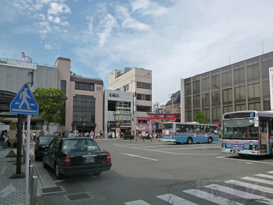 JR鎌倉駅東口前