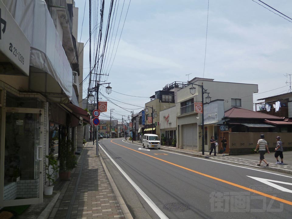 由比ガ浜通り(県道311号線)