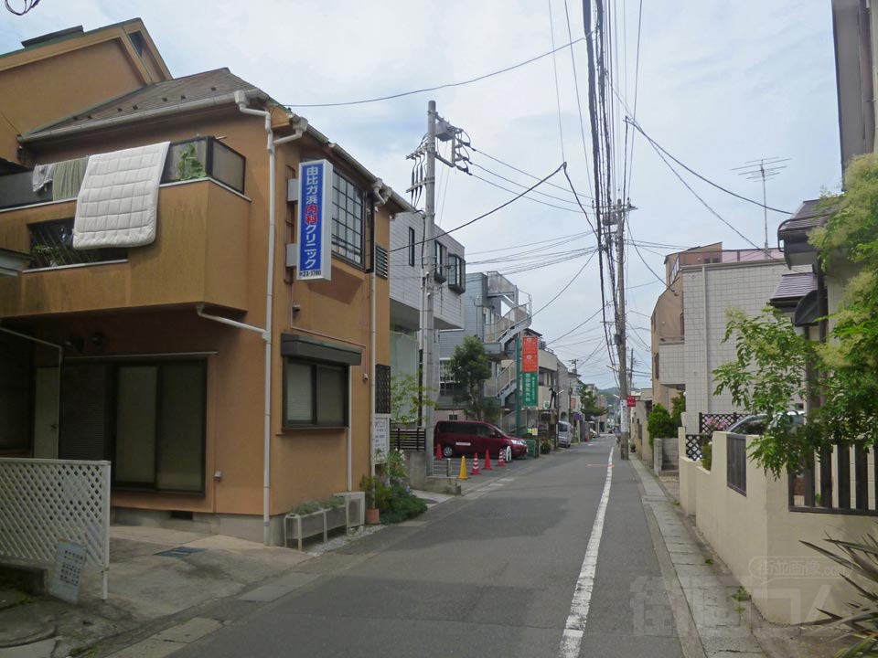 江ノ電和田塚駅前
