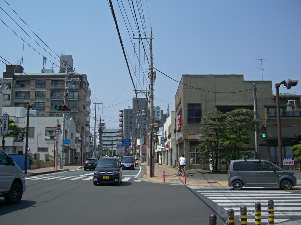 上溝駅下交差点