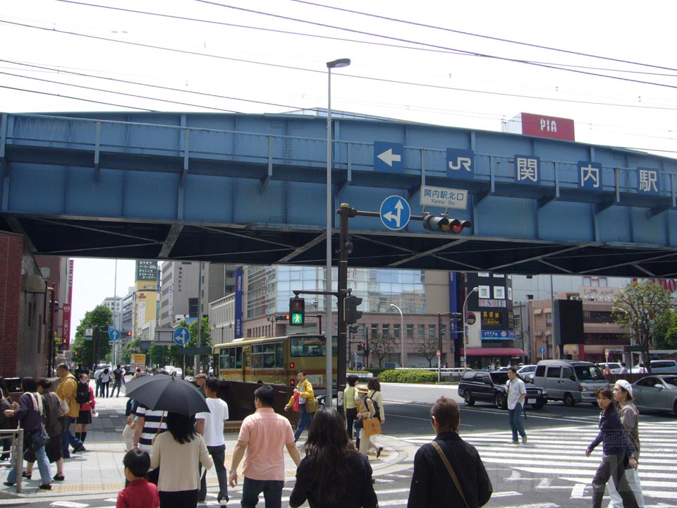 関内駅北口交差点